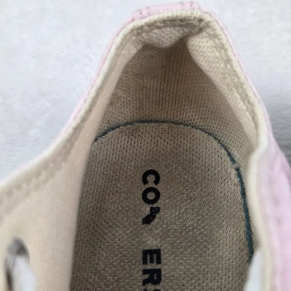 Converse Chuck Taylor All Star Pink Infant Sneakers Size 9 Classic Low Top‎